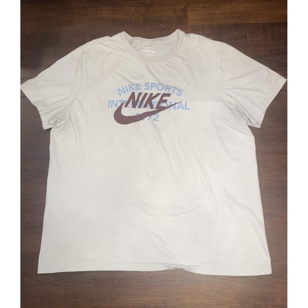 Nike Sports Light Beige Graphic Logo Tee - Size XL